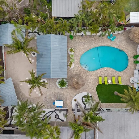 Coconut Grove Resort-3